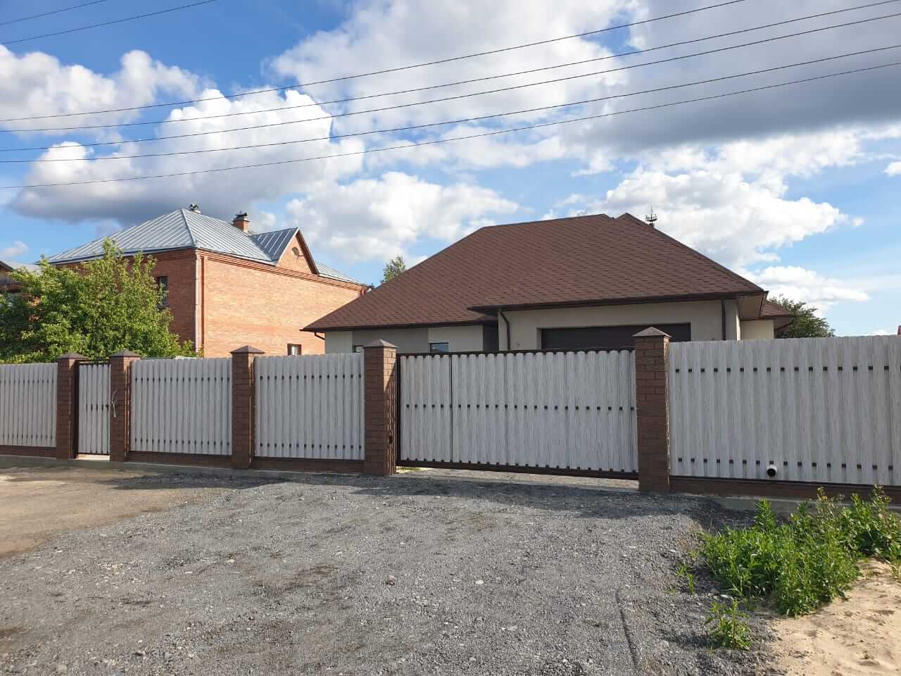 забор из штакетника Белёный Дуб фото1 в Реутове