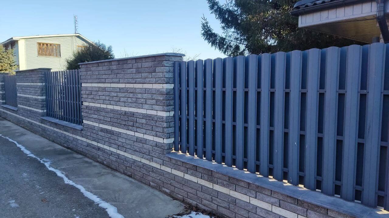 забор из штакетника RAL7024/7024 Серый графит двусторонний фото2 в Реутове