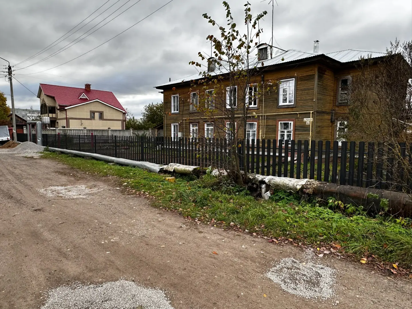 Забор из евроштакетника 63м Черное Дерево 3D Принтек фото 2 в Реутове